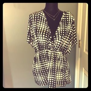 HONEY PUNCH SHORTS ROMPER SIZE L